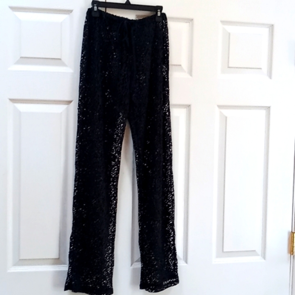 Women's All Lace Draw String Pants.  Like new, no picks or snags. Size M/L